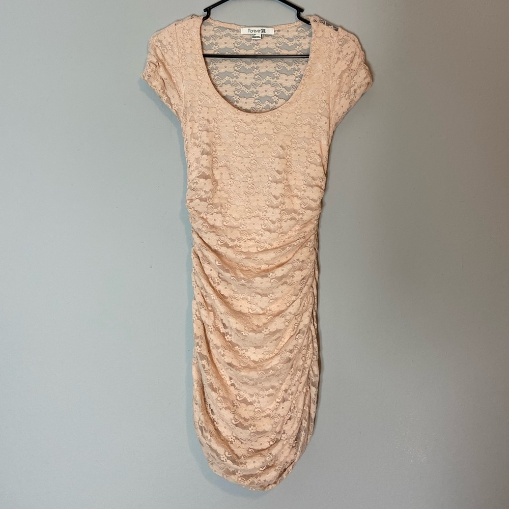 Forever 21 S Pink Floral Lace Pattern Dress
